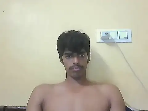 Snapshot of monster_33 chatting on 06/08/26, 01:55 monster 33 online show from 06/08/26, 01:55