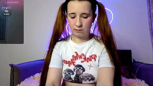 Snapshot of _Linett_ chatting on 11/03/25, 08:21 Linett online show from 11/03/25, 08:21