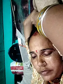 Pooja750 online show from 09/17/25, 05:58