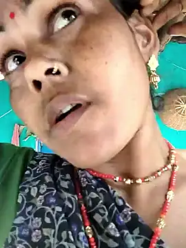 Pooja750 online show from 11/11/25, 03:06