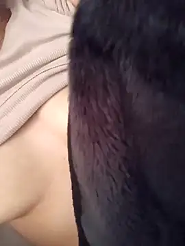 Snapshot of Liagni0 chatting on 09/24/25, 03:04 Liagni0 online show from 09/24/25, 03:04