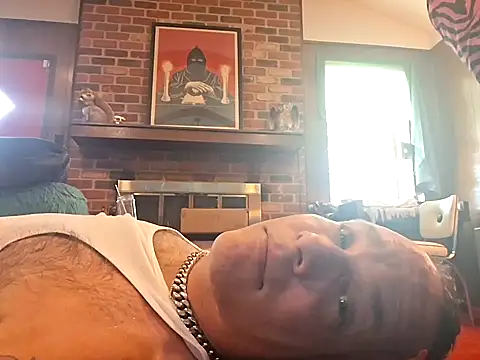 Slinkypoppet online show from 05/11/26, 07:33
