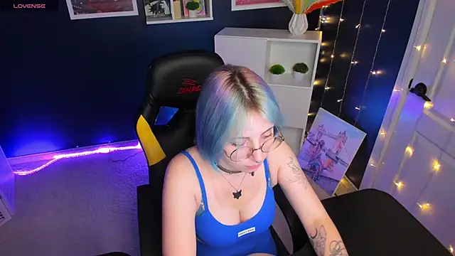 Snapshot of Penny_Stanley chatting on 09/16/25, 03:07 Penny Stanley online show from 09/16/25, 03:07