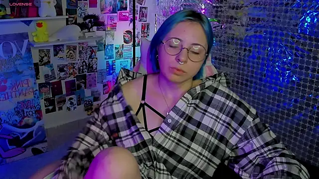 Snapshot of Penny_Stanley chatting on 09/27/25, 02:16 Penny Stanley online show from 09/27/25, 02:16