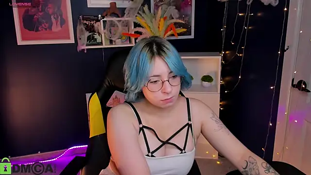 Snapshot of Penny_Stanley chatting on 10/27/25, 01:42 Penny Stanley online show from 10/27/25, 01:42