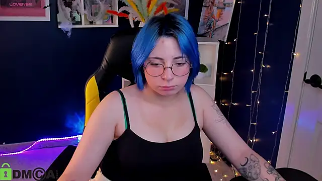 Snapshot of Penny_Stanley chatting on 10/29/25, 01:52 Penny Stanley online show from 10/29/25, 01:52