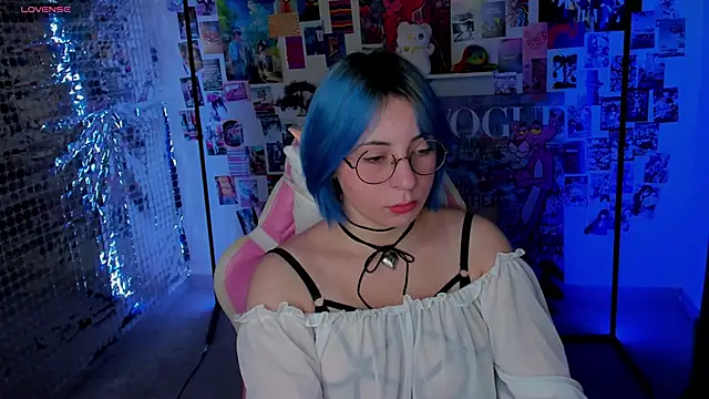 Snapshot of Penny_Stanley chatting on 11/12/25, 02:01 Penny Stanley online show from 11/12/25, 02:01