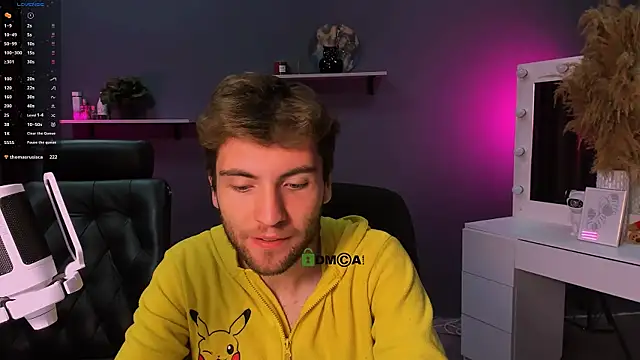 Snapshot of joseph_bear_ chatting on 10/06/25, 02:20 joseph bear online show from 10/06/25, 02:20