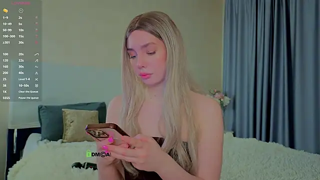  sophielov online show from 04/02/26, 10:07