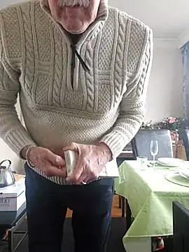 slaveman4you online show from 04/04/26, 11:18