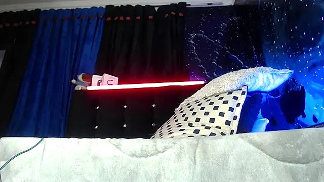 Snapshot of SemerHott chatting on 03/18/26, 01:25 SemerHott online show from 03/18/26, 01:25