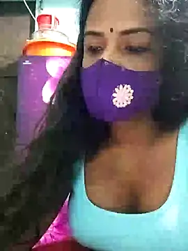 Snapshot of Anikaislam chatting on 10/10/25, 07:24 Anikaislam online show from 10/10/25, 07:24