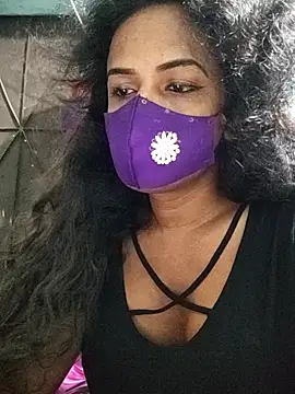 Snapshot of Anikaislam chatting on 10/13/25, 08:53 Anikaislam online show from 10/13/25, 08:53