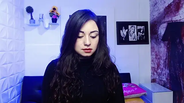 Eva Roussell online show from 10/25/25, 02:35