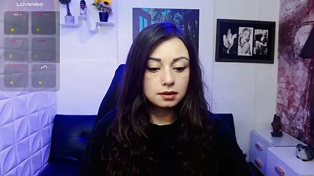 Eva Roussell online show from 11/14/25, 02:38