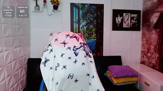 Eva Roussell online show from 03/12/26, 02:23