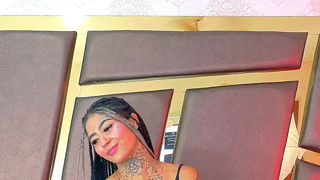 EmilieLake online show from 10/03/25, 09:34