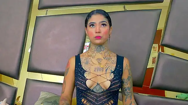 EmilieLake online show from 12/01/25, 09:09