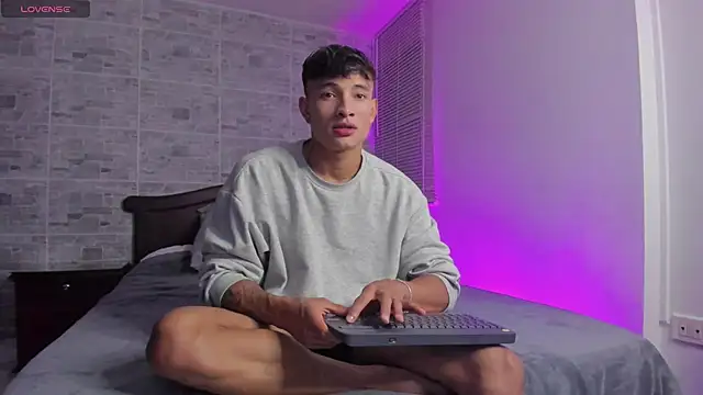 DavisFirb online show from 10/19/25, 02:01