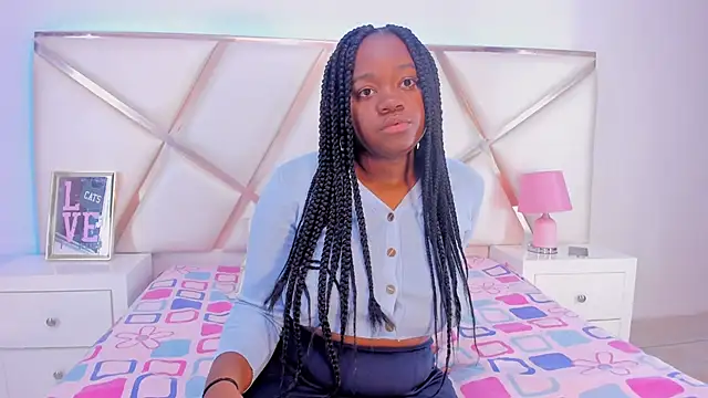 SulyClarck online show from 10/02/25, 08:16