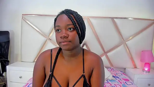 SulyClarck online show from 12/01/25, 07:19