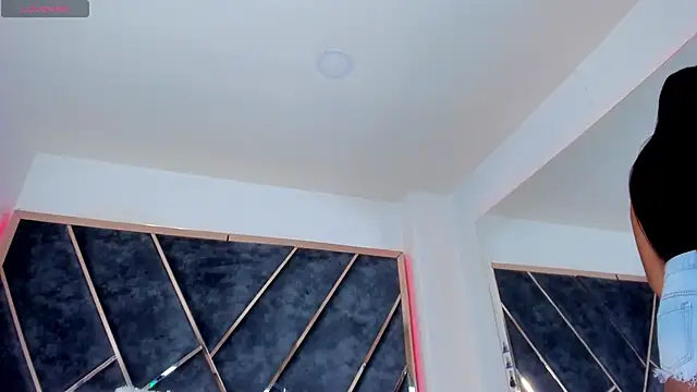 SusanaHenao online show from 11/08/25, 05:34