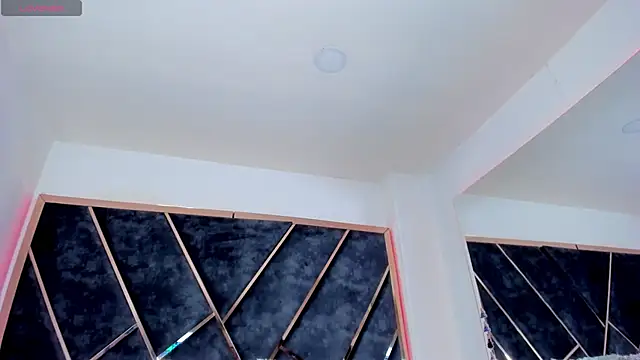 SusanaHenao online show from 11/14/25, 06:28