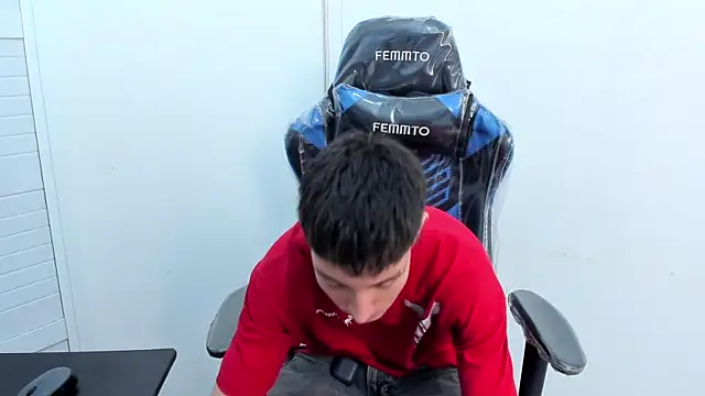 LittleDanny  online show from 01/13/26, 05:51