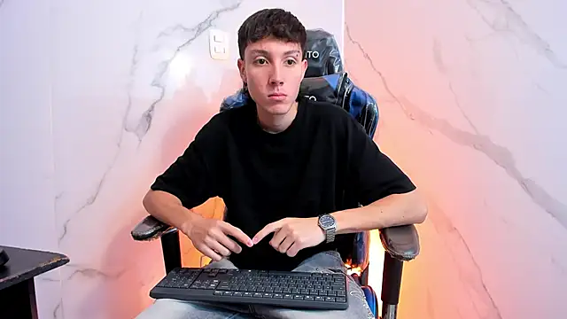 LittleDanny  online show from 04/28/26, 02:22