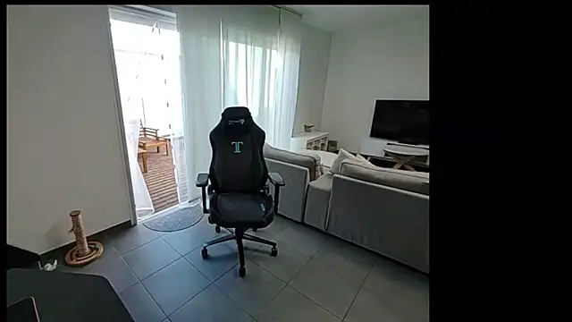 Snapshot of jenny5962 chatting on 09/09/25, 08:03 jenny5962 online show from 09/09/25, 08:03