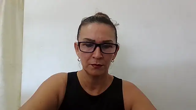 MiaVega online show from 02/11/26, 03:06