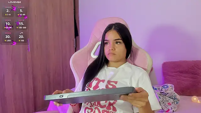 Valeri 13 online show from 12/22/25, 10:23