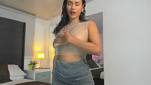 Snapshot of im_emma_ chatting on 09/21/25, 02:35 im emma online show from 09/21/25, 02:35