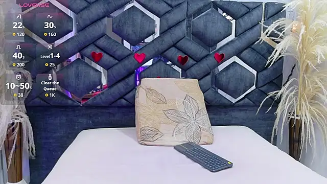 Natasha-Adams online show from 10/07/25, 09:23