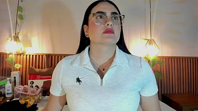 sofiiacarson online show from 06/05/26, 07:41