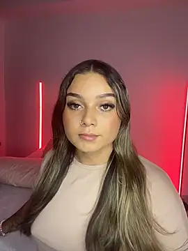 Snapshot of AnnyLopezzz_ chatting on 10/11/25, 03:50 AnnyLopezzz online show from 10/11/25, 03:50