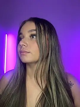 Snapshot of AnnyLopezzz_ chatting on 11/12/25, 06:03 AnnyLopezzz online show from 11/12/25, 06:03