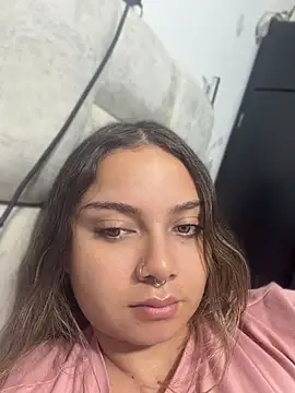 AnnyLopezzz  online show from 04/19/26, 06:46