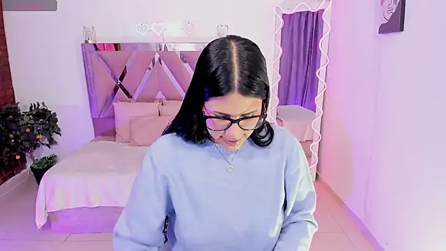 Babyvenu tay online show from 04/10/26, 03:23