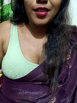 Snapshot of Spoorthi6_Kannada_Telugu chatting on 11/12/25, 03:56 Spoorthi6 Kannada Telugu online show from 11/12/25, 03:56