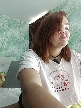 Snapshot of MayaLuna1 chatting on 02/08/26, 07:39 MayaLuna1 online show from 02/08/26, 07:39