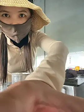 Yumii 09 online show from 01/16/26, 01:42