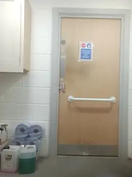 Snapshot of phil4fun4 chatting on 11/27/25, 11:01 phil4fun4 online show from 11/27/25, 11:01