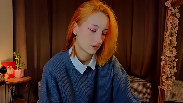 Snapshot of MaryroseRoeder chatting on 10/24/25, 02:52 MaryroseRoeder online show from 10/24/25, 02:52