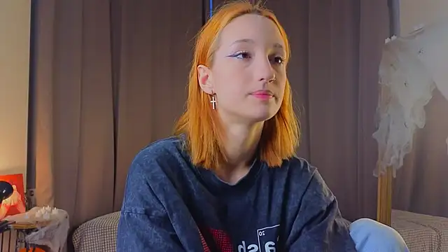 Snapshot of MaryroseRoeder chatting on 11/04/25, 03:16 MaryroseRoeder online show from 11/04/25, 03:16