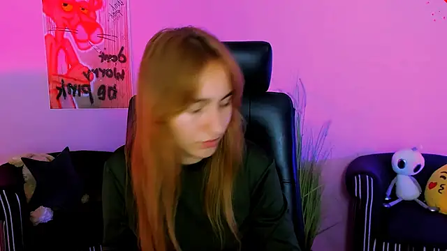 Snapshot of beauty_ginger_ chatting on 11/18/25, 05:39 beauty ginger online show from 11/18/25, 05:39