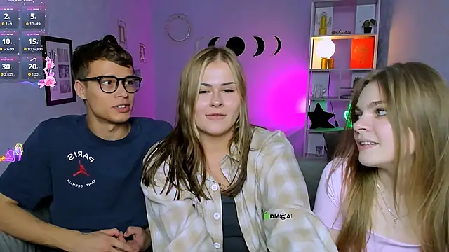 Snapshot of veronica_bubble chatting on 09/19/25, 08:09 veronica bubble online show from 09/19/25, 08:09