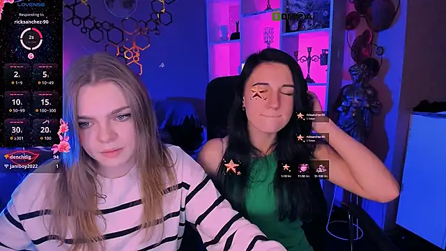 Snapshot of veronica_bubble chatting on 10/13/25, 08:09 veronica bubble online show from 10/13/25, 08:09