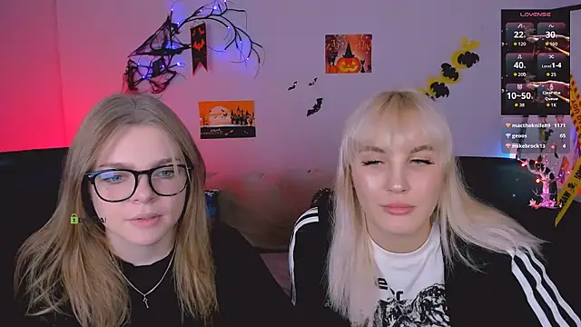 Snapshot of veronica_bubble chatting on 10/30/25, 08:31 veronica bubble online show from 10/30/25, 08:31