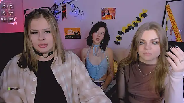 Snapshot of veronica_bubble chatting on 10/31/25, 09:49 veronica bubble online show from 10/31/25, 09:49